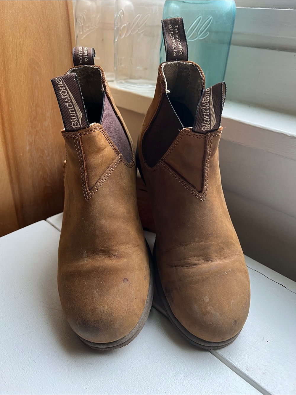 Blundstone Brown Nubuck Chelsea Boots with Black Elastic Womens US size 8 AU 5